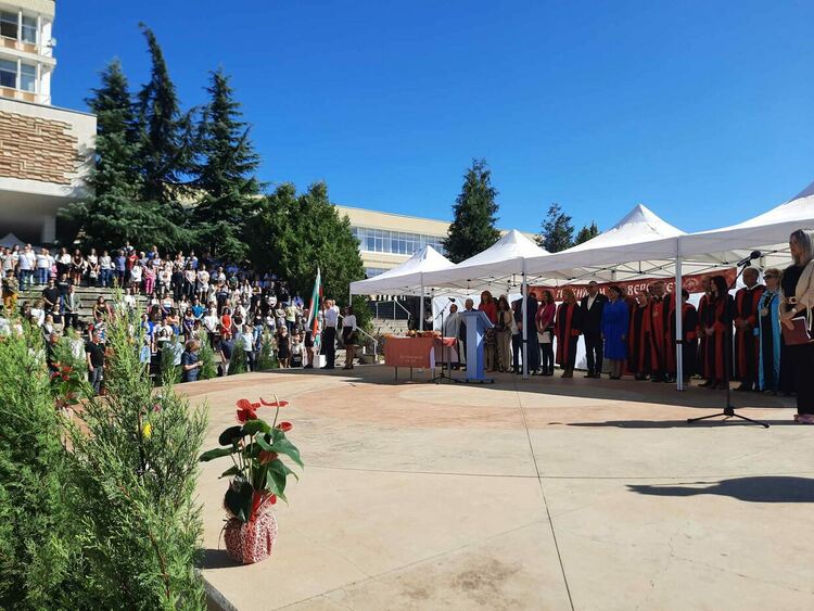 Проф. Добри Ярков: Сътрудничеството с болницата в Смолян е успешен модел, за пример в цяла България