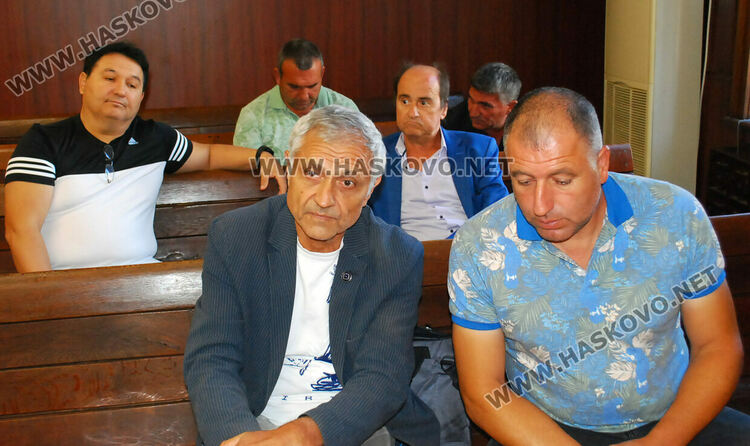 Съдът върна на прокуратурата делото срещу ОПГ с гранични полицаи за трафик на хора