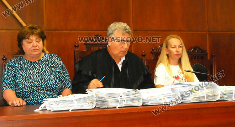 Съдът върна на прокуратурата делото срещу ОПГ с гранични полицаи за трафик на хора