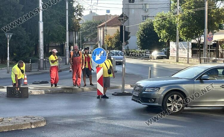 Затвориха едното платно на „Раковски“ за полагане на маркировка след преасфалтирането