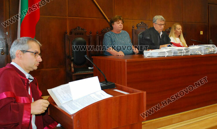 Съдът върна на прокуратурата делото срещу ОПГ с гранични полицаи за трафик на хора