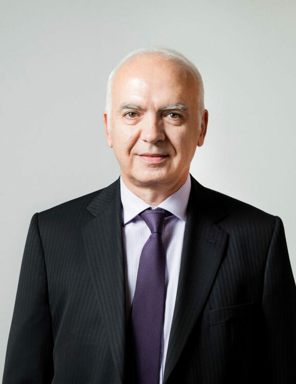 Извънредно общинарите решават дали Яшо Минков поема кметския стол на Димитровград