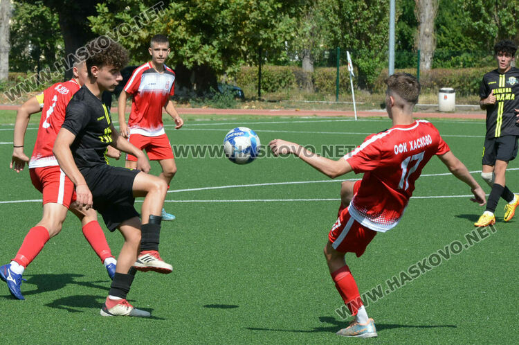 Юношите на „Хасково 2022“ разбиха „Априлец Бояджик-2017“