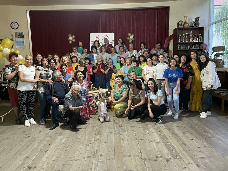 Цветя, поздравления и признателност получи Русанка Бодурова за рождения си ден