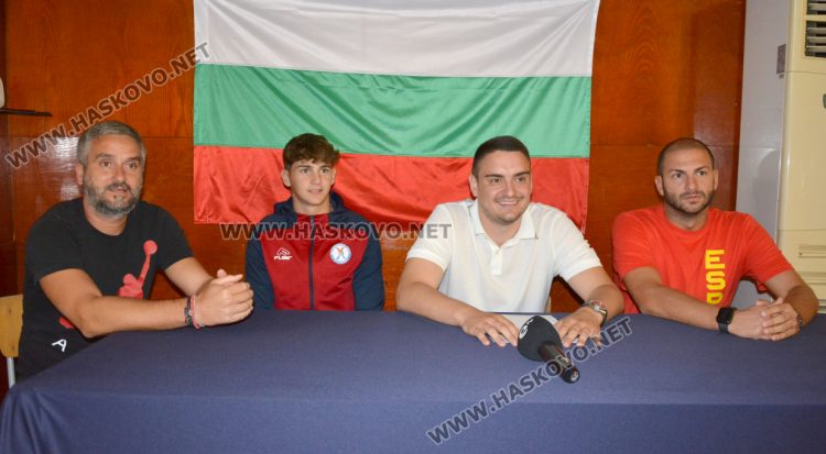 Шампиони с „Левски“ и с „Лукойл Академик“ са сред новите попълнения на баскетболния „Хасково“