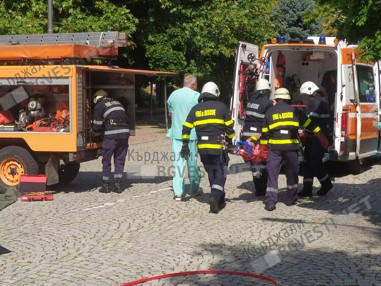 Почетоха паметта на огнеборците жертвали живота си, 275 пожара са гасени тази година в Кърджалийско