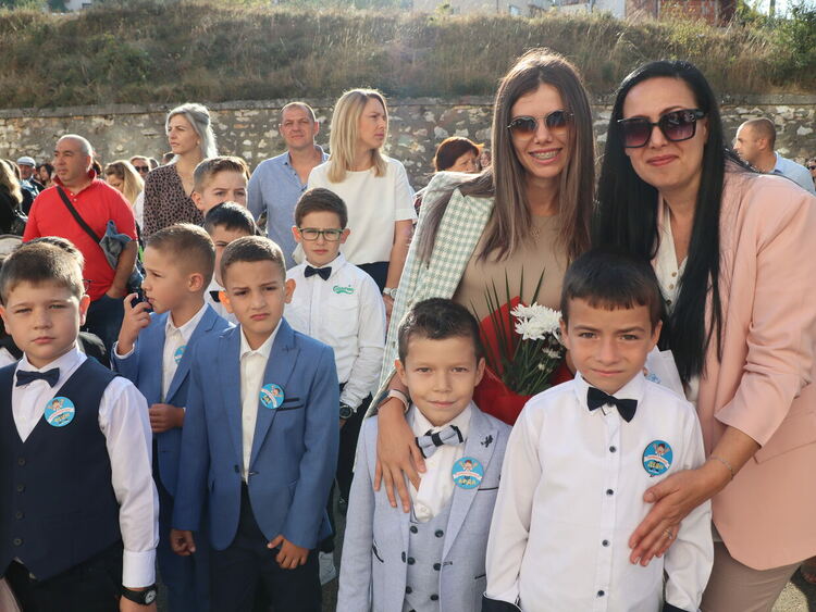 Кметът на Ардино инж. Изет Шабан откри новата учебна година в СУ „Васил Левски“  