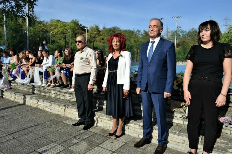Откриха новата учебна година в Асеновград (снимки)