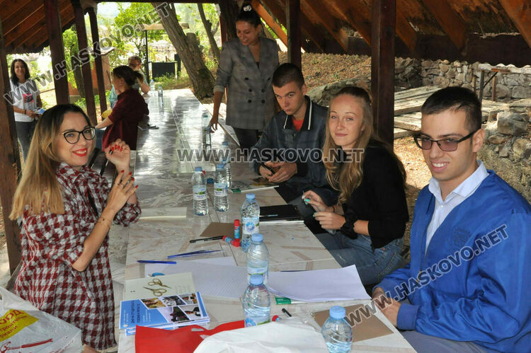 Наградиха победителите в конкурс за студентска поезия и проза