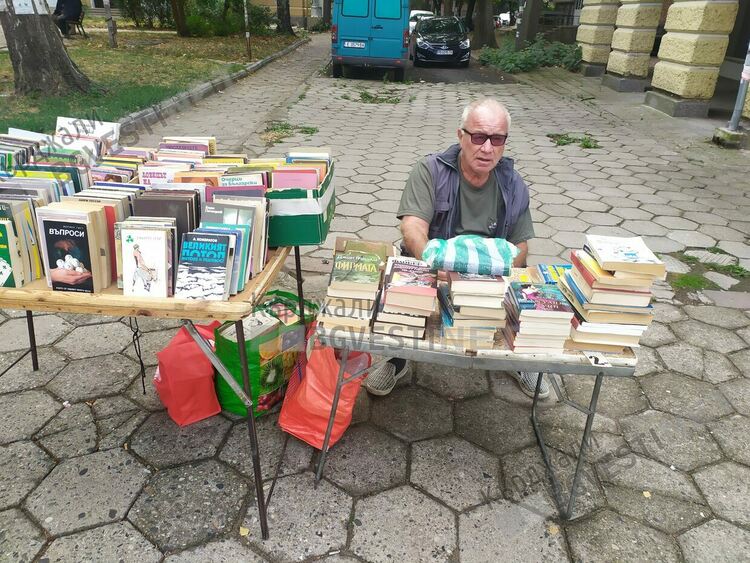 Иван Михайлов