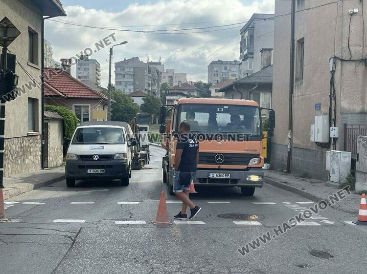 Затвориха част от улица „Дунав“ заради авария