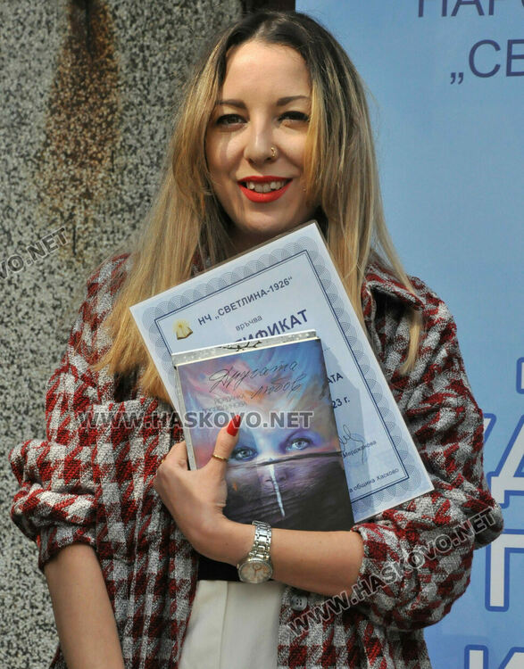 Наградиха победителите в конкурс за студентска поезия и проза