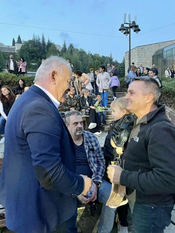 " Диана Експрес" и  "Подуене Блус Бенд" събраха стотици на Амфитеатъра в Смолян / галерия/