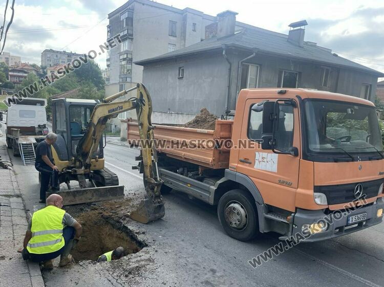 Затвориха част от улица „Дунав“ заради авария