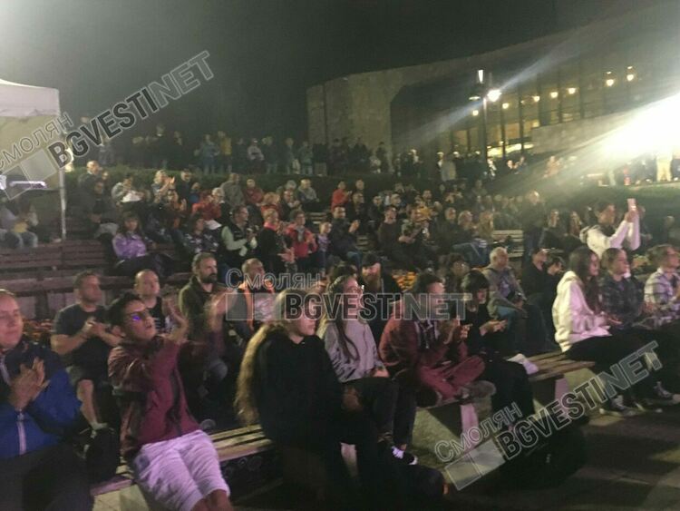 " Диана Експрес" и  "Подуене Блус Бенд" събраха стотици на Амфитеатъра в Смолян / галерия/