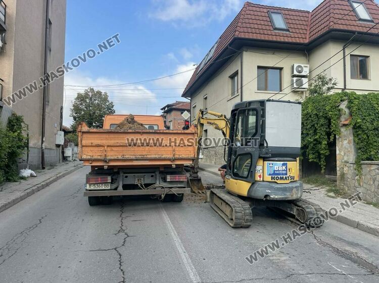 Затвориха част от улица „Дунав“ заради авария