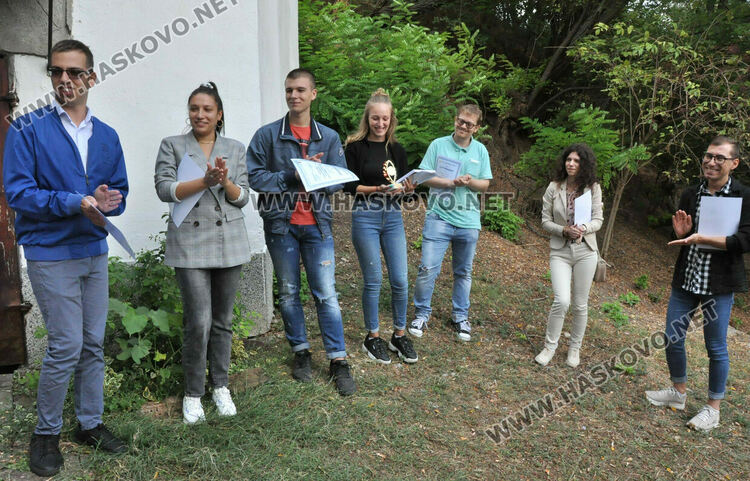 Наградиха победителите в конкурс за студентска поезия и проза