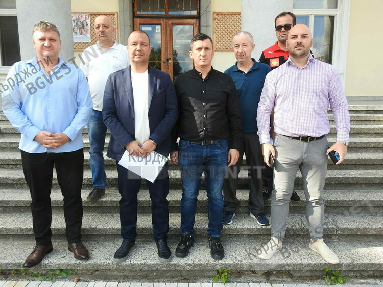 Коалицията ПП-ДБ се регистрира за участие в местните избори в ОИК-Кърджали