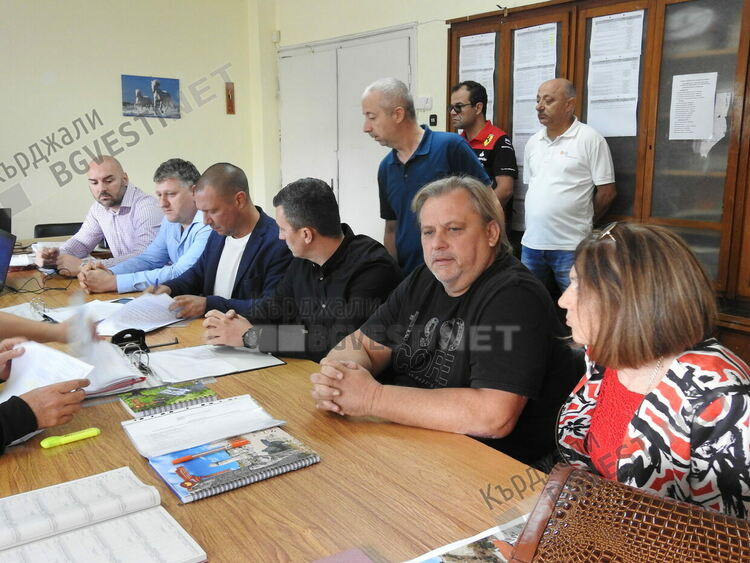 Коалицията ПП-ДБ се регистрира за участие в местните избори в ОИК-Кърджали