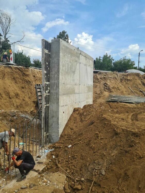 Започна ремонт на моста в с. Студена