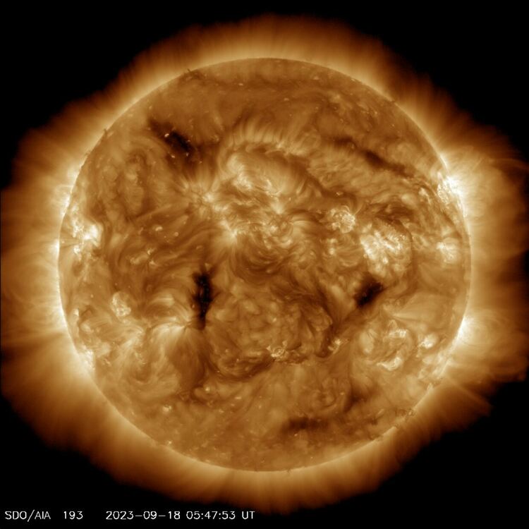 Магнитна буря удря Земята във вторник