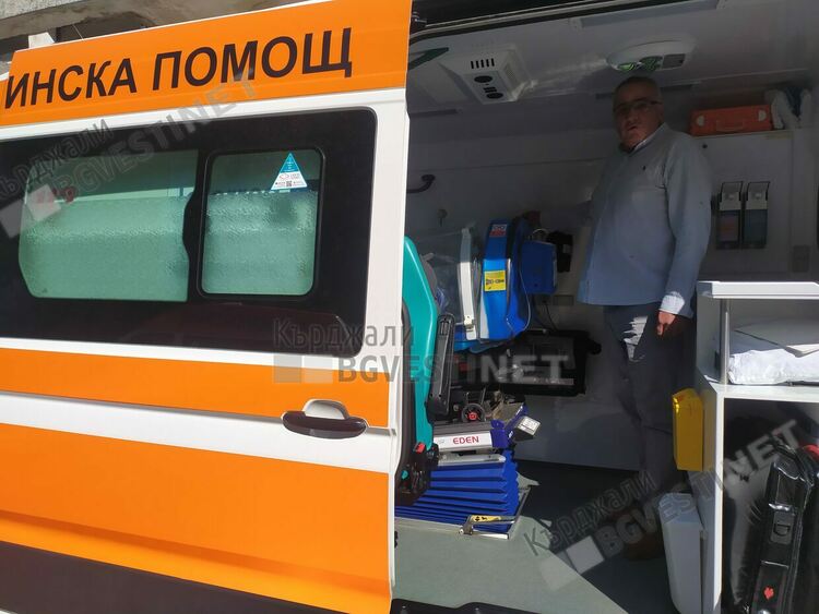 Д-р Атанас Митков: ЦСМП в Кърджали работи с линейки и апаратура на световно ниво, благодарение на международен проект