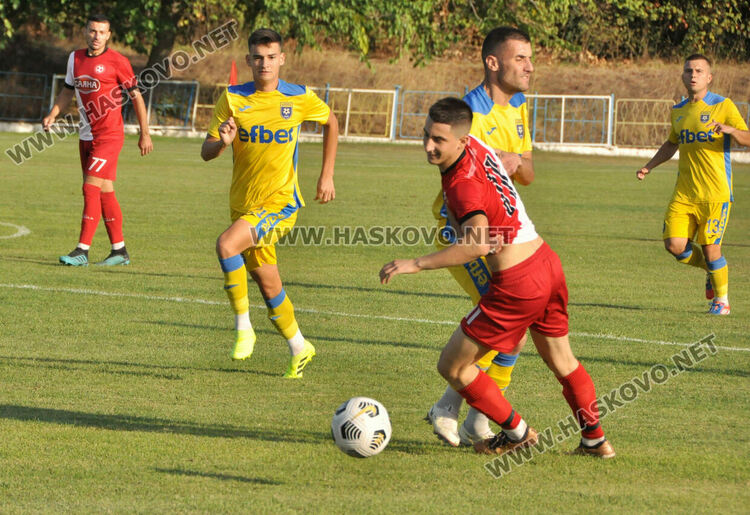 Григор Георгиев донесе победата на „Димитровград“ срещу „Саяна Хасково“ 