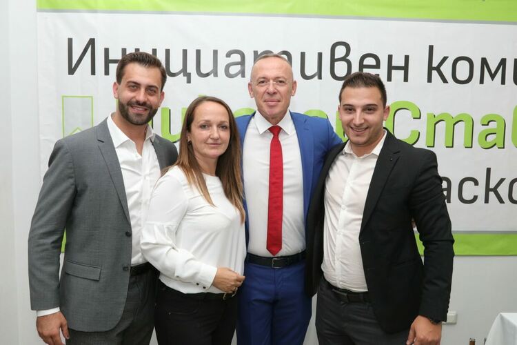 Независимият кандидат за кмет на Хасково Николай Ставрев откри офис за срещи с граждани   