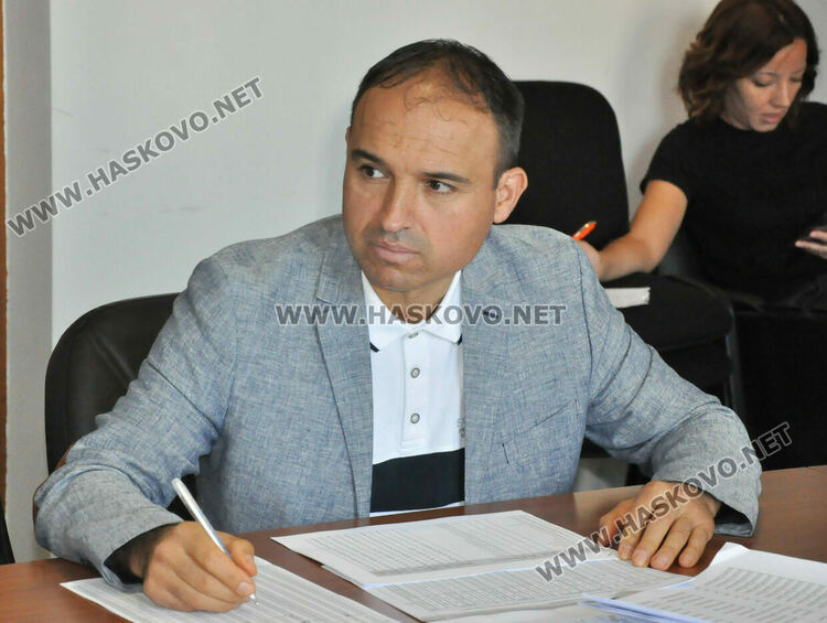 Партиите в Хасково в дебати за ръководните позиции в 1/3 от СИК