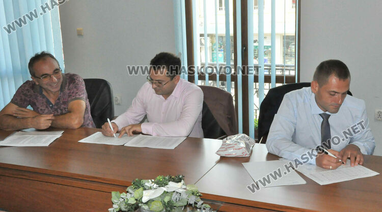 Партиите в Хасково в дебати за ръководните позиции в 1/3 от СИК