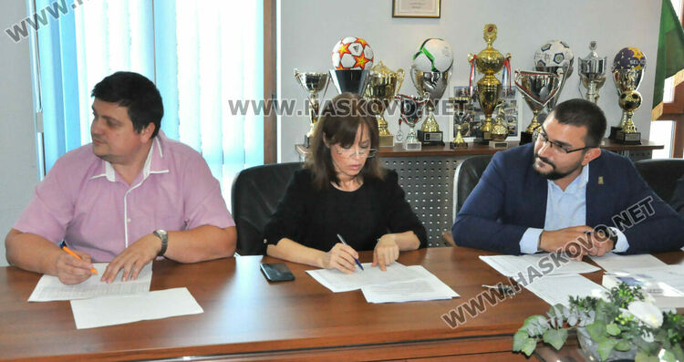 Партиите в Хасково в дебати за ръководните позиции в 1/3 от СИК