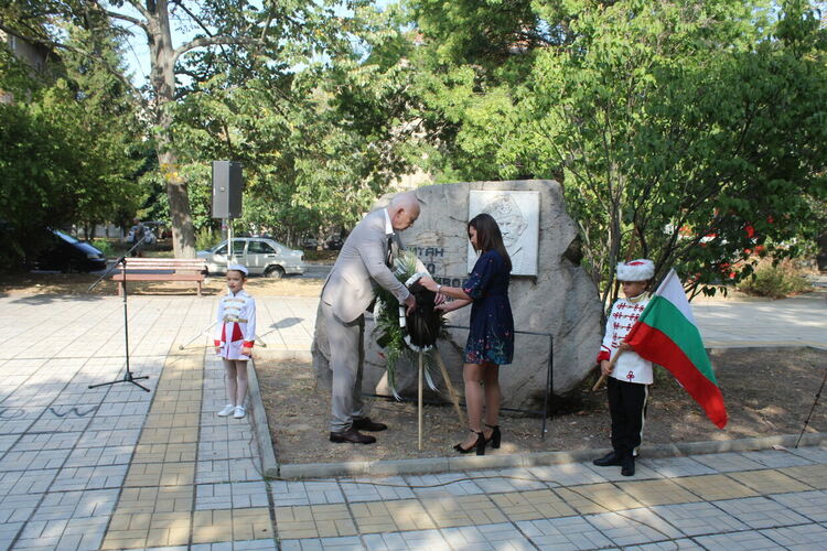 Димитровград чества тържествено 115 години от Независимостта на България