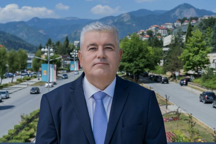 Стефан Сабрутев: Вина за скъпата вода имат тези, които лаят срещу мен