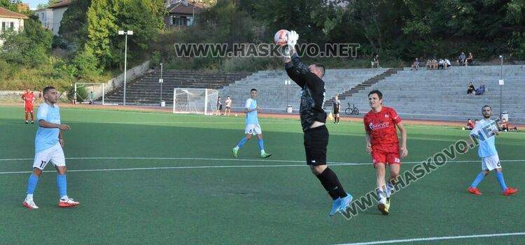 ОФК „Хасково“ записа трета поредна победа