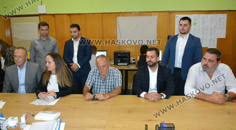 Независимият кандидат за кмет  на Хасково Николай Ставрев тръгва срещу модела на управление „Дечев“