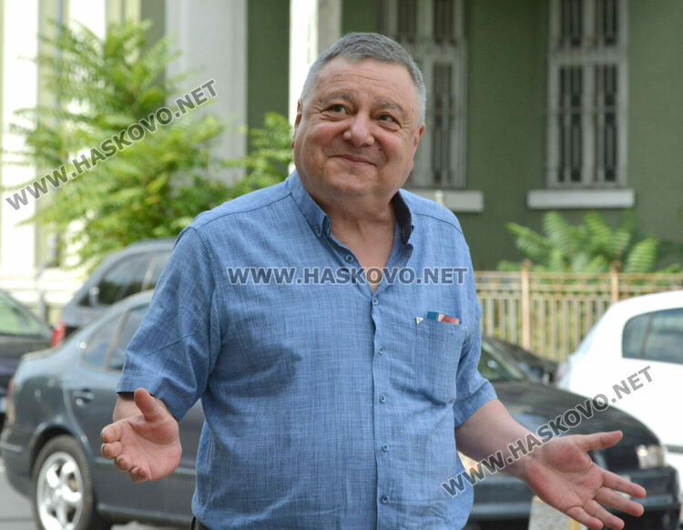 Независимият кандидат за кмет  на Хасково Николай Ставрев тръгва срещу модела на управление „Дечев“