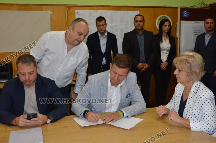 ГЕРБ представиха листата си за съветници в Хасково начело със Станислав Дечев