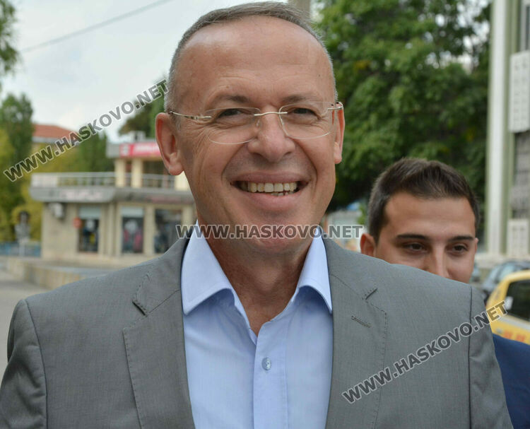 Независимият кандидат за кмет  на Хасково Николай Ставрев тръгва срещу модела на управление „Дечев“
