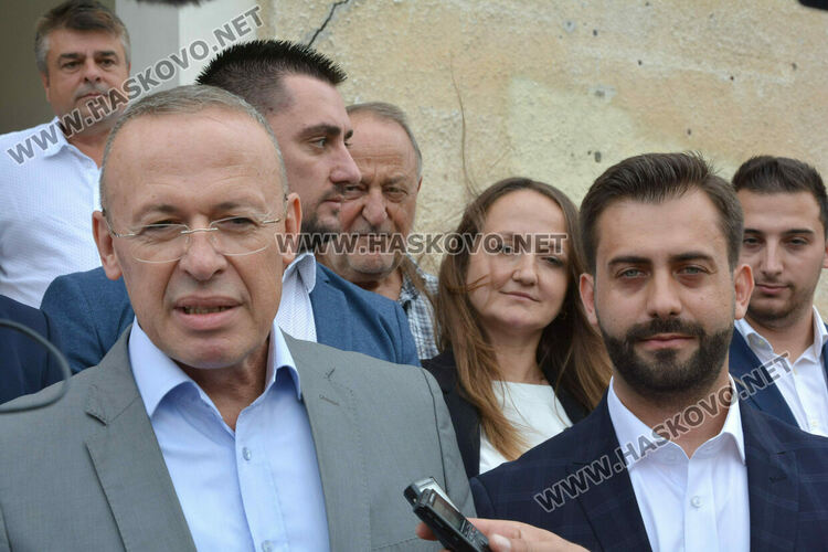 Независимият кандидат за кмет  на Хасково Николай Ставрев тръгва срещу модела на управление „Дечев“