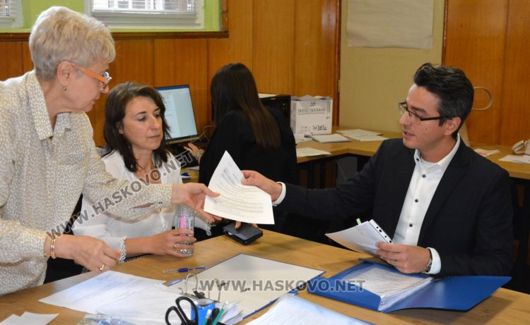 Атанас Атанасов оглави съветническата листата на „Продължаваме промяната-Демократична България“