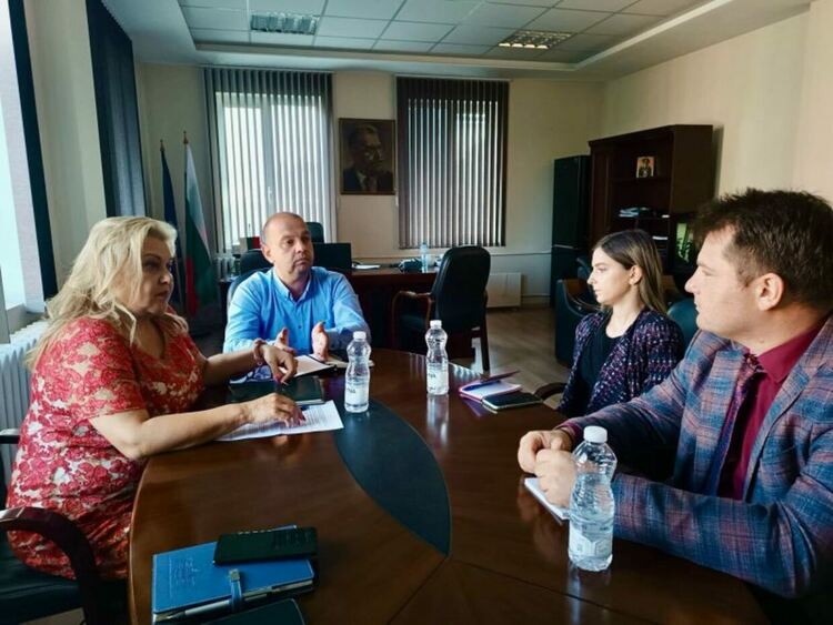 Млечни продукти, обявени за овчи и биволски, съдържат над 50% краве мляко, БАБХ ще повтори изследването