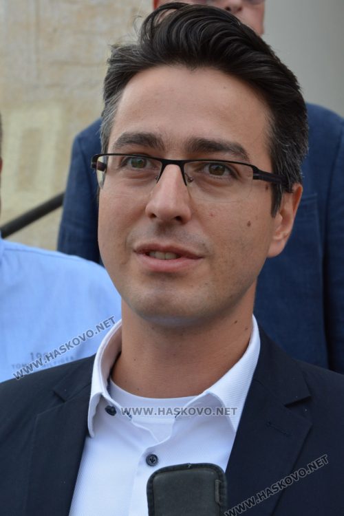 Атанас Атанасов оглави съветническата листата на „Продължаваме промяната-Демократична България“