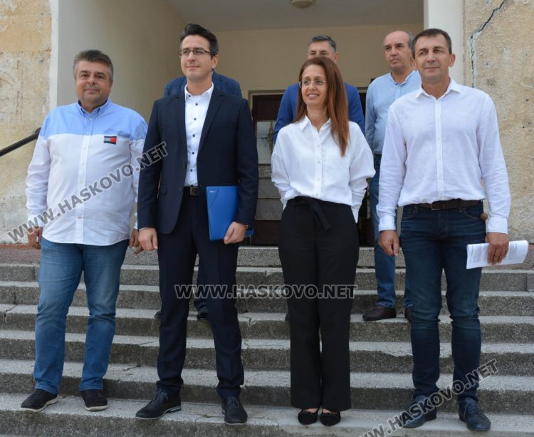 Атанас Атанасов оглави съветническата листата на „Продължаваме промяната-Демократична България“