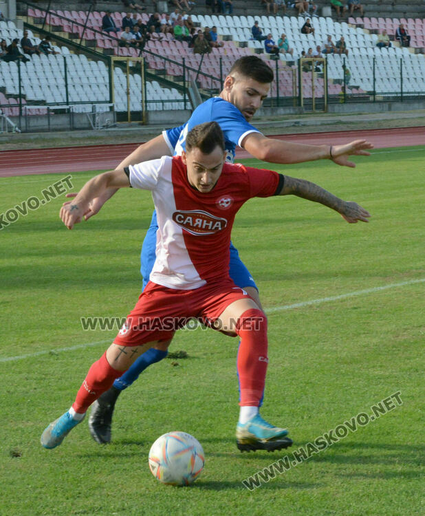 „Саяна Хасково“ и „Гигант“ не излъчиха победител в дербито на кръга 