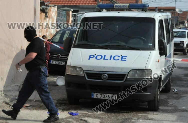 13-годишен е заловен с дрога в Хасково, откриха канабис в стая на бежанец