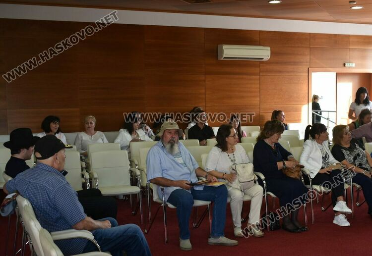 Анелия Гешева е носител на Националната награда „Изворът на Белоногата“