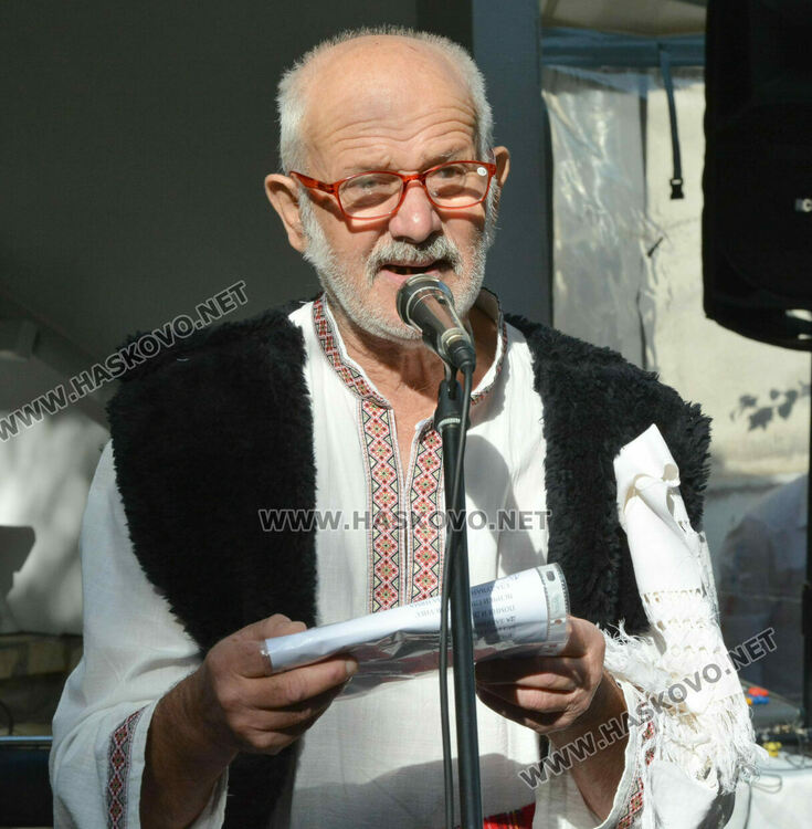 С много настроение и приятели отбелязаха Деня на възрастните хора в дома на "Кенана"