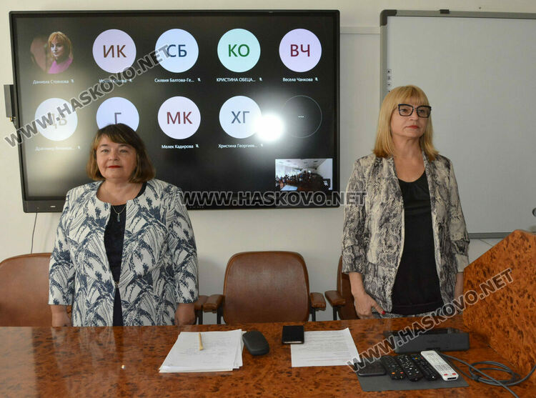 УНСС-Хасково откри академичната година със 710 студенти