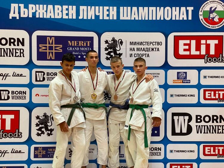 Титла и два бронзови медала за хасковските джудисти на Държавното първенство