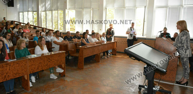 УНСС-Хасково откри академичната година със 710 студенти